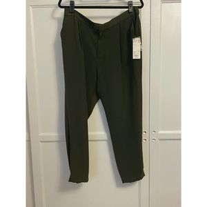Woman’s Olive Green Trousers NWT
